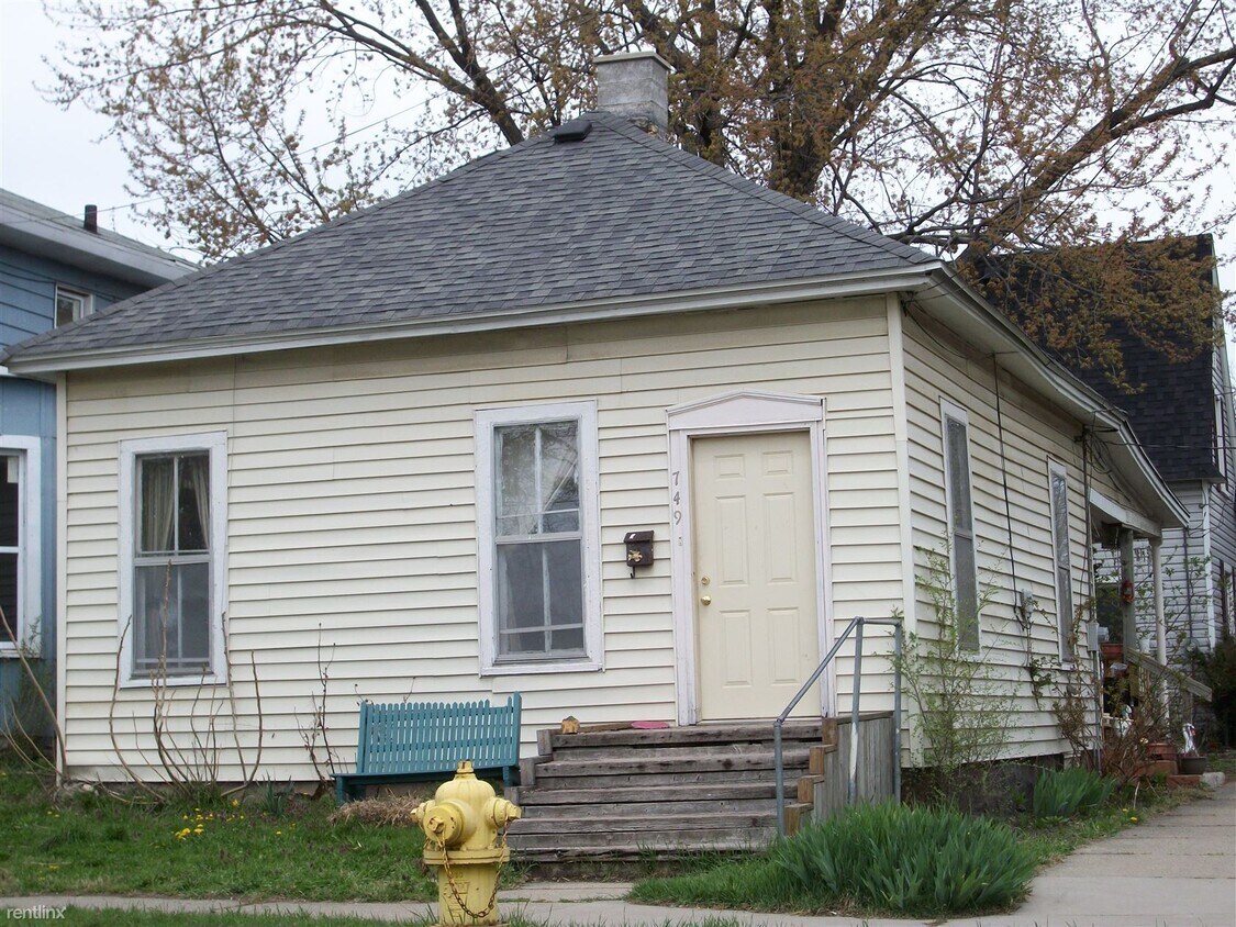 Primary Photo - 2 br, 1 bath House - 749 Emperor St SW