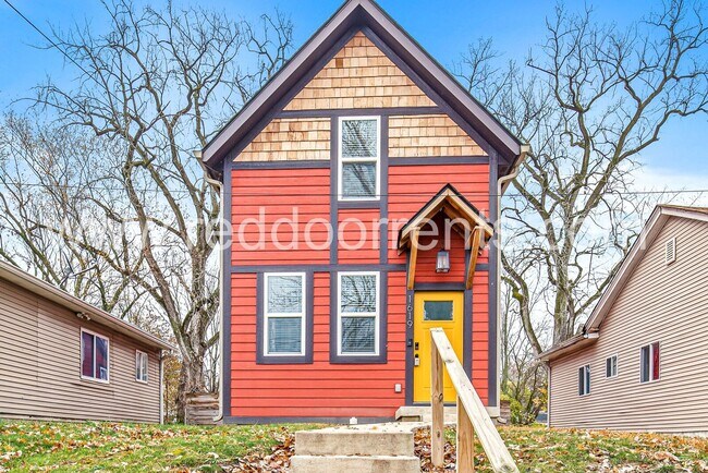 Fully Furnished 3BR/2BA Home in Indianapolis – Modern Comfort! - Fully Furnished 3BR/2BA Home in Indianapolis – Modern Comfort!