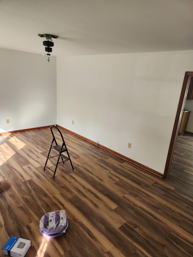 Foto del edificio - 303 N Hudson St