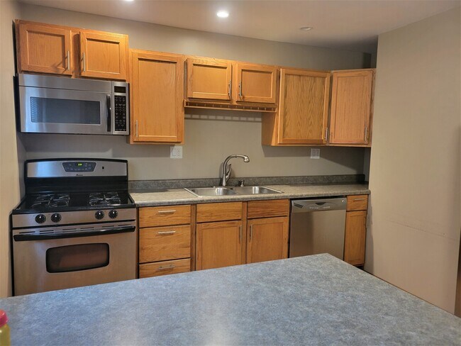 Foto del edificio - 52 N Glenwood Ave