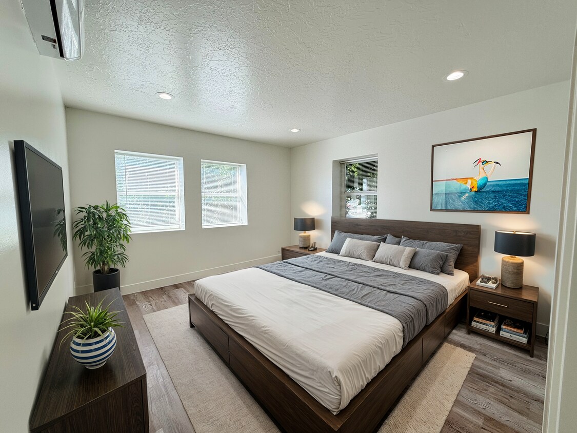 Building Photo - 3167 S 700 E