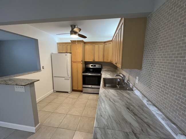 Building Photo - 263 Tuscany Ln