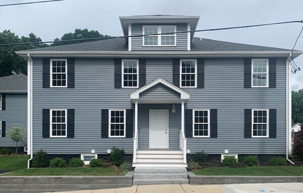 Primary Photo - 32 Sudbury St