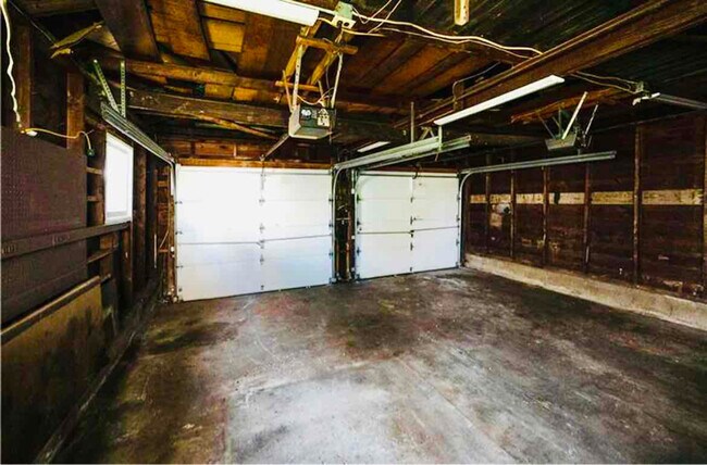 Foto del edificio - 108 Ellsworth Ave