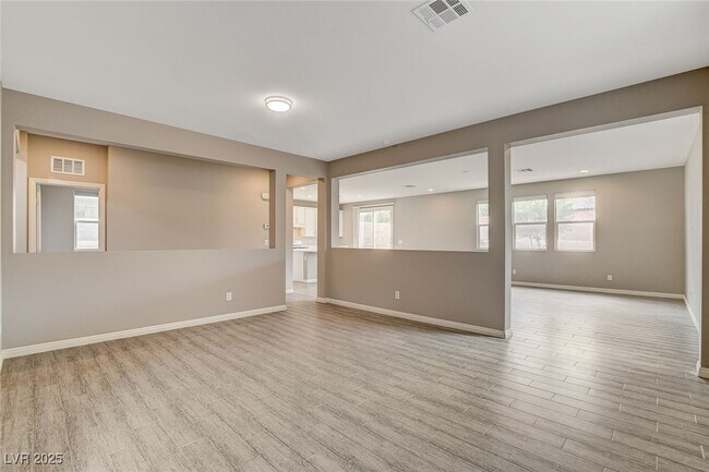 Foto del edificio - 6237 Fallsview Ct