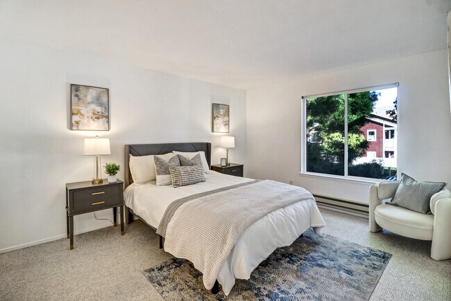 Foto del edificio - 242 Marina Lakes Dr