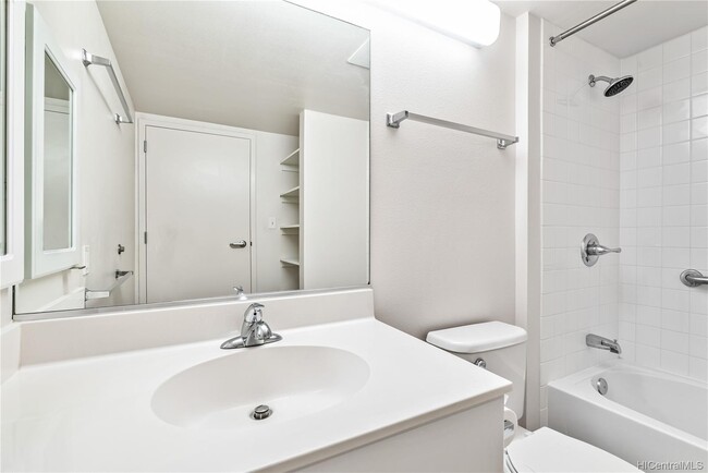 Bathroom - 801 South St