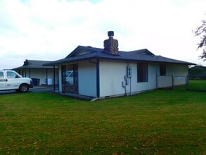 Building Photo - 11063 N Skagit St