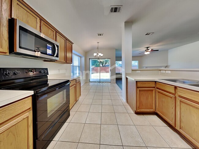 Foto del edificio - 1813 Wind Dancer Trail