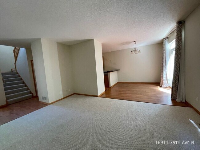 Building Photo - 16911 79th Ave N