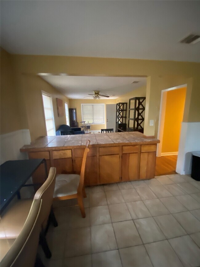 Foto del edificio - 2504 Pennington St