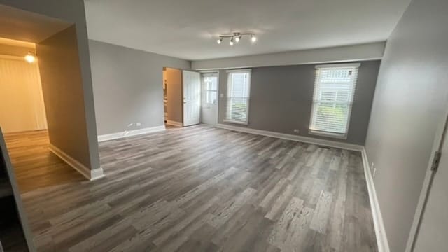 Sala de estar - 2541 Prairieview Ln S