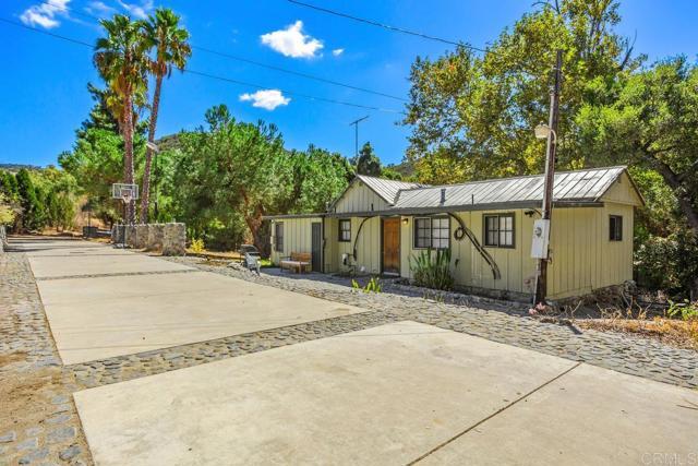 Foto del edificio - 2219 Willow Glen Rd