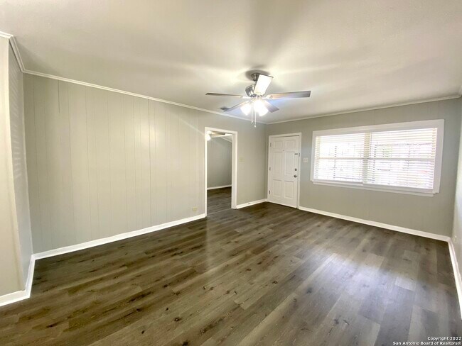 Foto del edificio - 178 Sweetbriar Ave