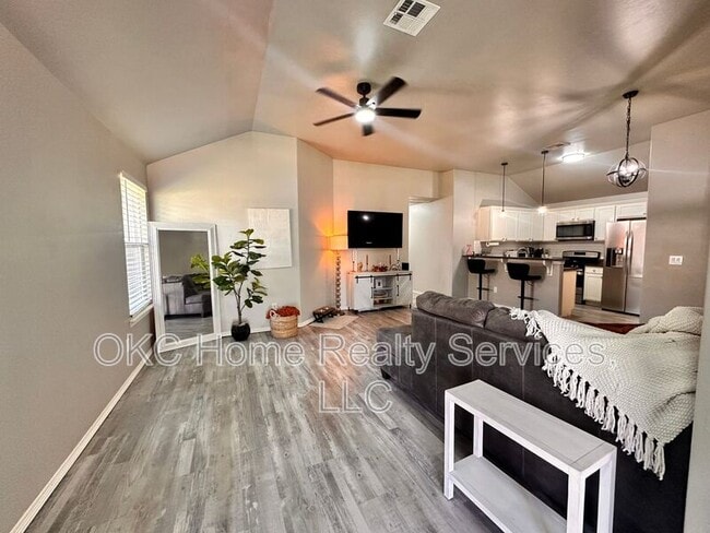 Photo - 4122 Bonaparte Blvd House