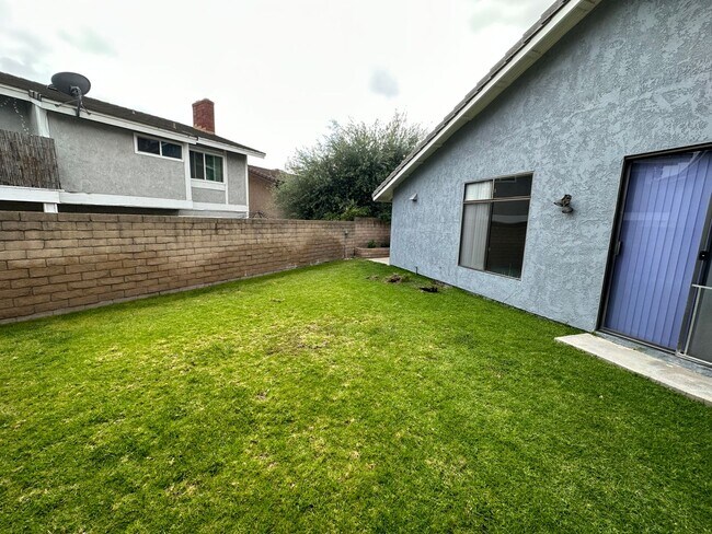 Building Photo - 4bd/3ba Home in Placentia