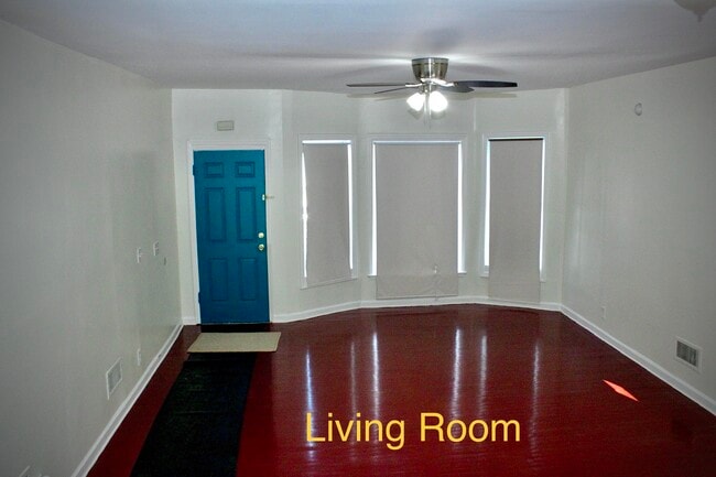 Building Photo - 289 Claremont Ave
