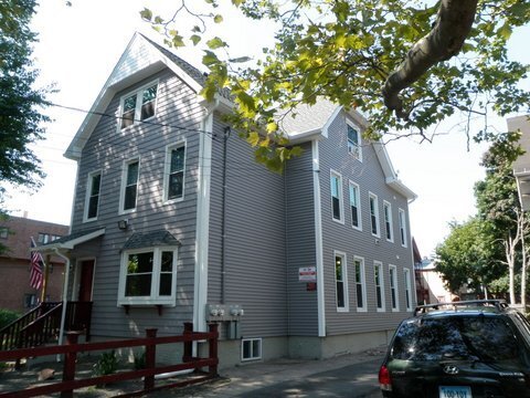 Foto del edificio - 143 Davenport Ave