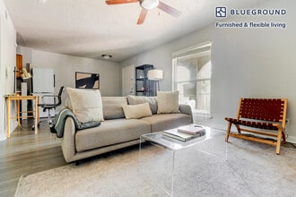 Building Photo - 1230 E 38th 1/2 St