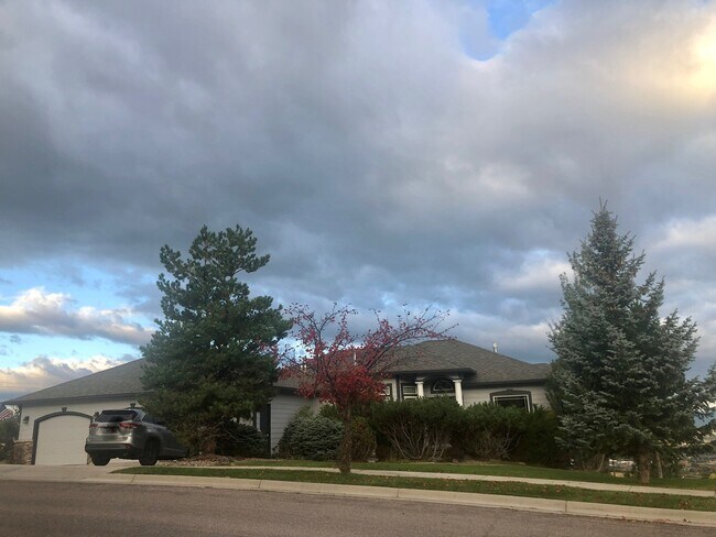 Foto del edificio - 231 Mansion Heights Dr