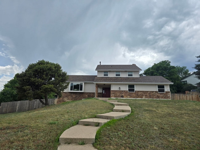 Photo - 2455 Stoneridge Dr House