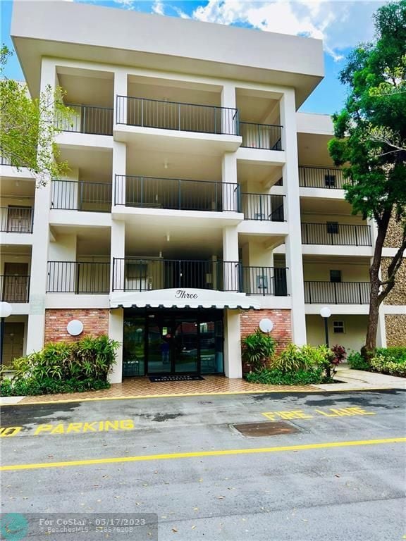2900 N Palm Aire Dr Unit 405, Pompano Beach, FL 33069 Condo for Rent