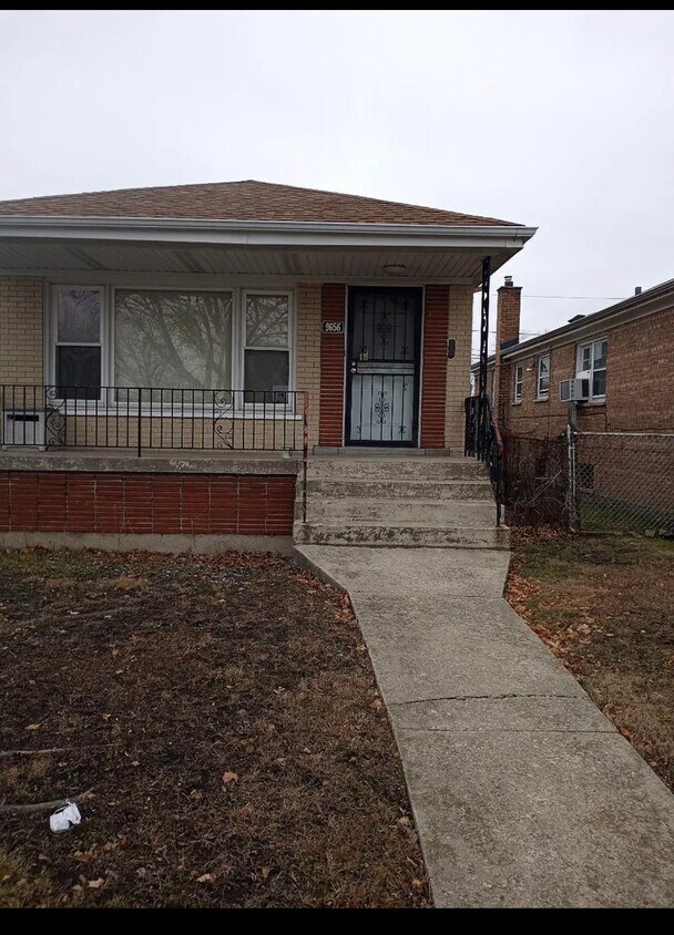 9656 S La Salle St, Chicago, IL 60628 House Rental in Chicago, IL