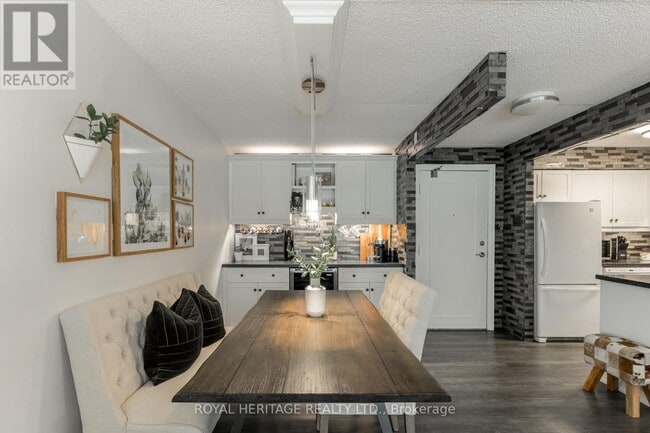 Building Photo - 1535 Diefenbaker Ct