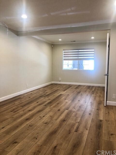 Foto del edificio - 328 N Vail Ave
