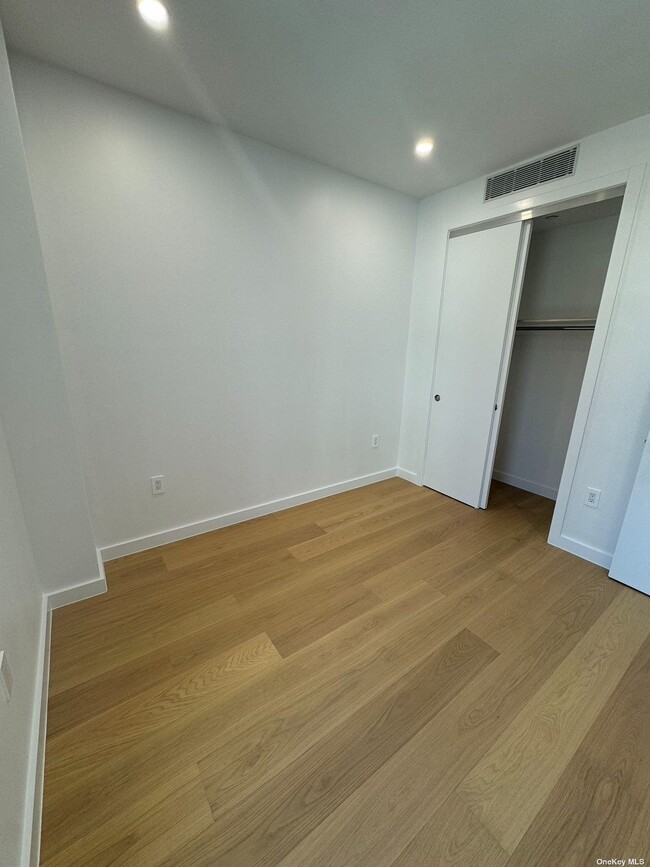 Foto del edificio - 134-16 35th Ave
