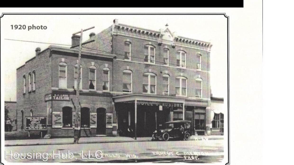 Building Photo - 123 1/2 S Main St