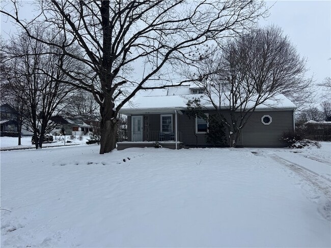 Foto del edificio - 304 Woodland Ave