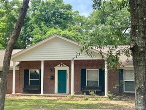 Building Photo - 211 Cordoba St