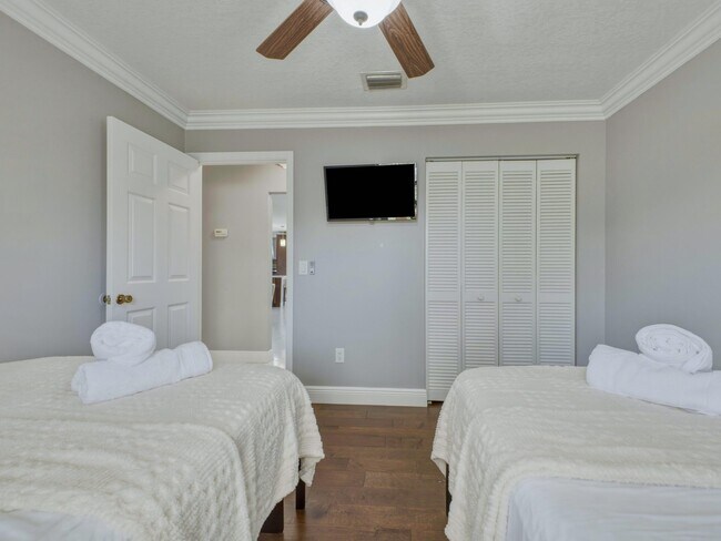 Foto del edificio - 1127 Sea Pines Way