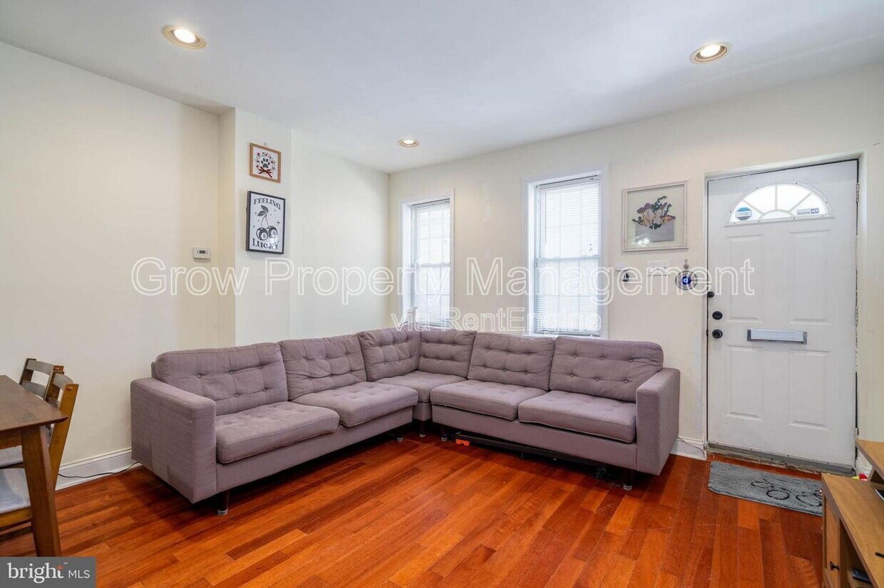 Foto principal - 1038 S Bouvier St