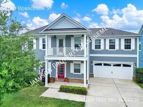 Building Photo - 2040 Donaldson St