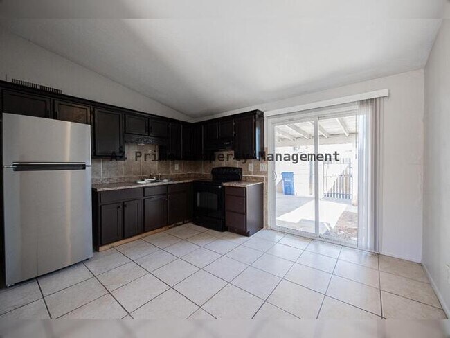 Foto del edificio - 3646 N 69th Ave