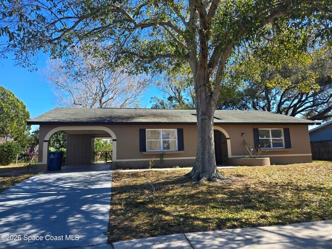 Building Photo - 771 Onyx Dr NE