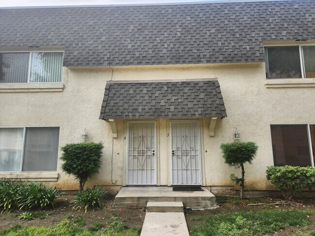 Foto del edificio - 6551 Wystone Ave