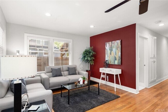 Foto del edificio - CHARMING HOME IN THE AVENUES
