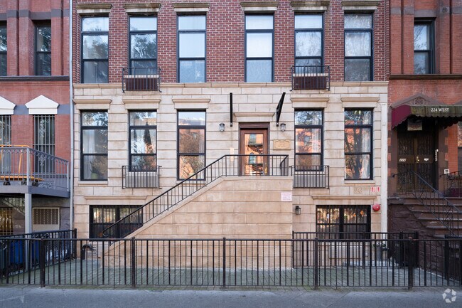 Entrance - 220-222 W 135th St