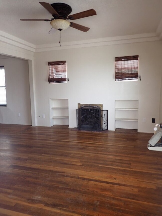 Foto del edificio - 3618 Truman Ave