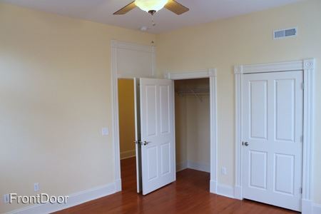 Building Photo - 4144 Chouteau Ave