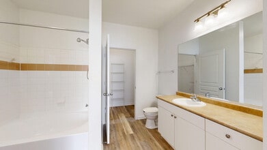 Interior Photo - Sullivan Place
