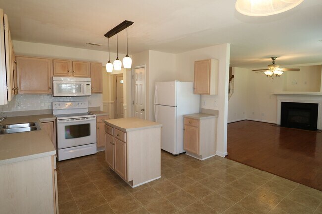 Foto del edificio - 136 Silver Creek Trail