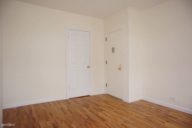 Building Photo - 2 br, 1 bath Apartment - 208 Willis Ave