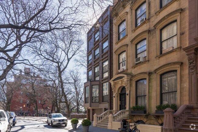Foto del edificio - 222 Columbia Pl