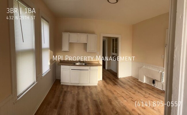 Foto del edificio - 432 N 29th St- 3Bdrm Lower