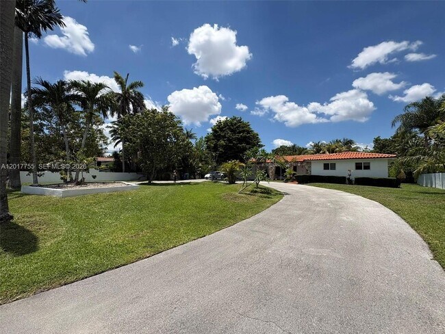 Foto del edificio - 220 NW 130th Ave