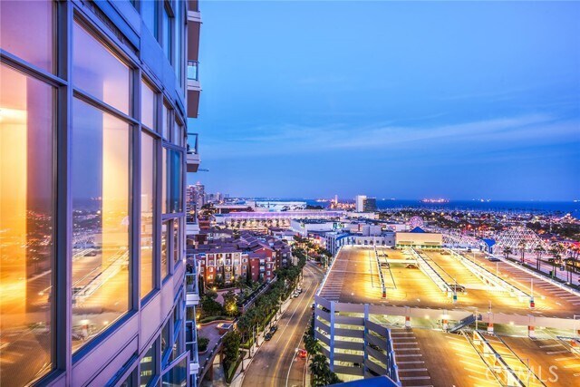 Foto del edificio - 411 W Seaside Way